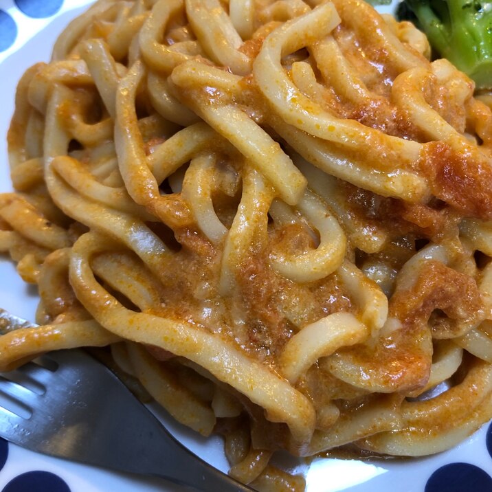 冷凍トマトのクリームうどん